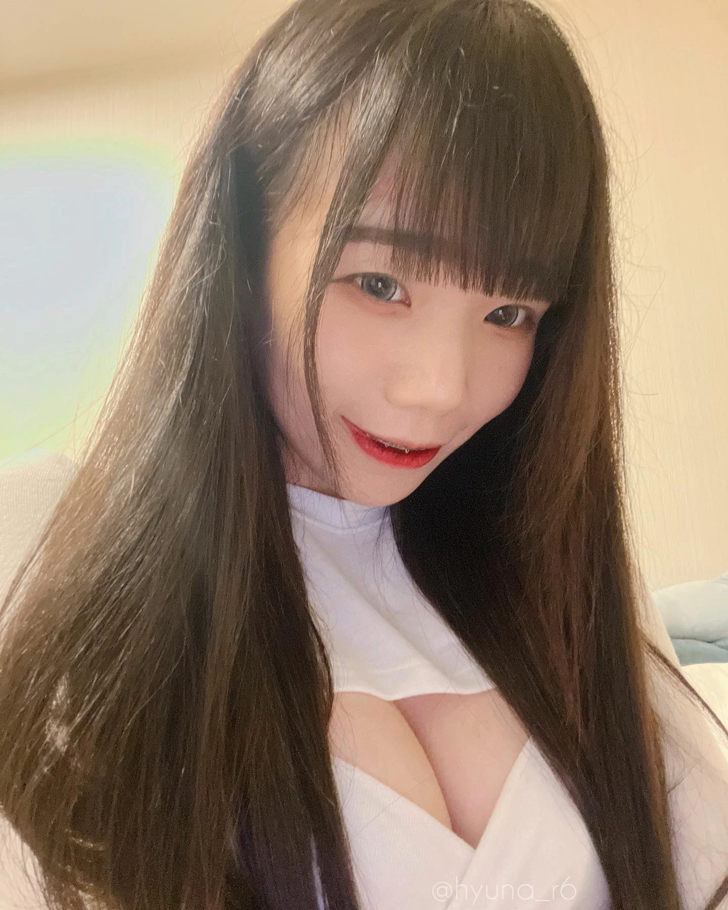 美乳正妹“菈菈”甜美外表下还有“满满der好料”男人都无法抗拒 [10P]